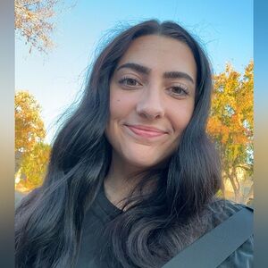 Meet your Posher, Emilee